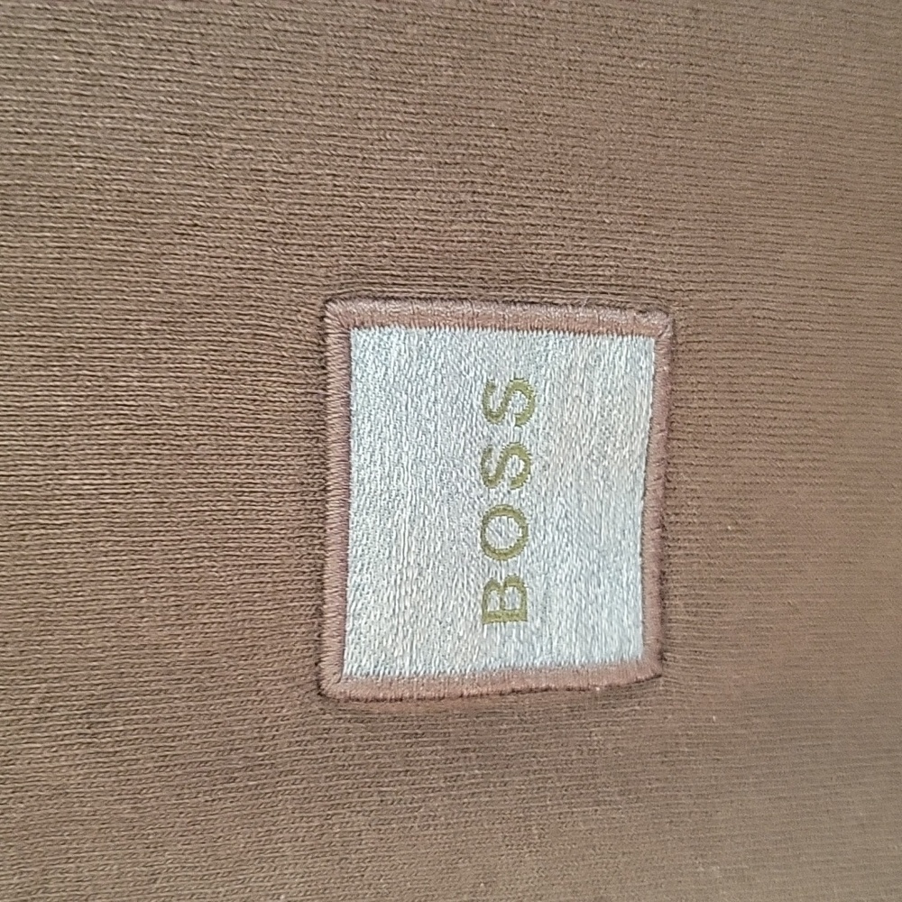 Boss tee for men , excellent condition
